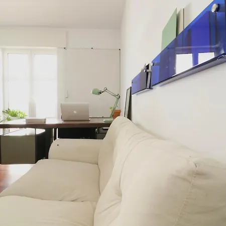 Luxurious Design With Piano And Panoramic View דירה *